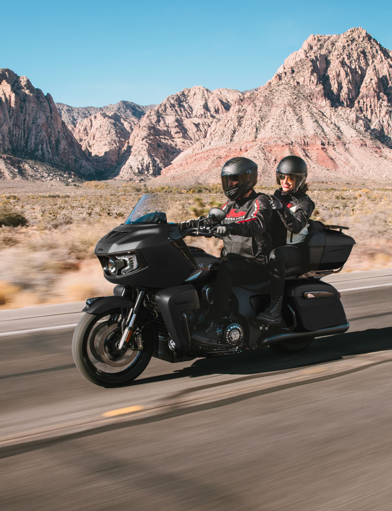 Indian Pursuit Dark Horse